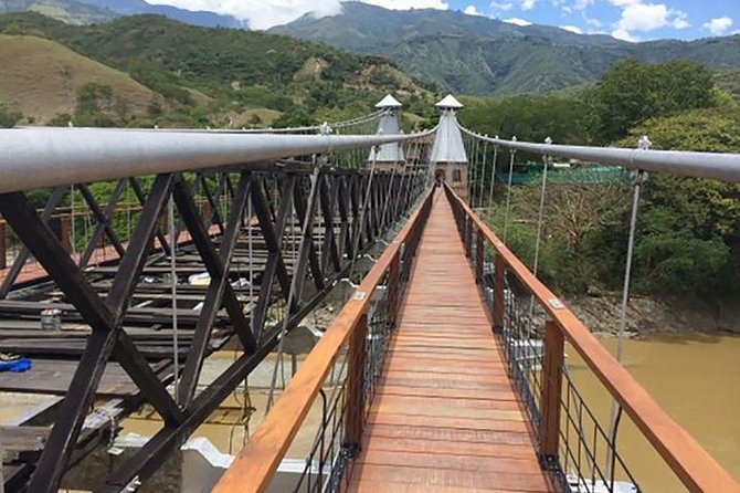 Full-Day Private Colonial Santa Fe de Antioquia Tour - Getting Out of Medellín Without Losing Your Day