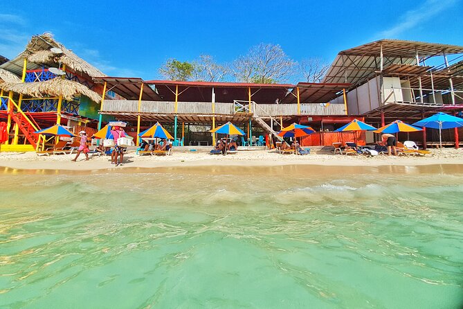 Full day tour islands of Rosario vip - Isla Grande snorkeling: coral, fish, and that seabed plane