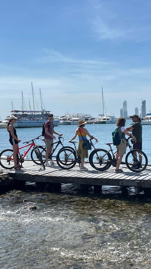 FUN BIKE RIDE WITH LUNCH AT ANTHONY BOURDAIN FAVORITE SPOT - Bay-side views at Bahía de Cartagena de Indias and the San Sebastián Fort area