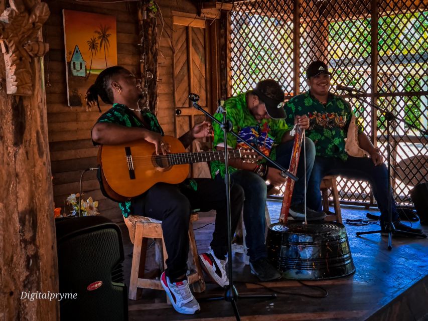 Gastronomic and musical experiences in San Andres Rondontour - Horse jaw and the joy of hands-on music