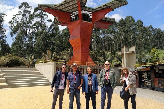 Gastronomic Zipaquira and salt cathedral (group tour) - Estación and town time in Zipaquirá: lunch decisions and wandering pace