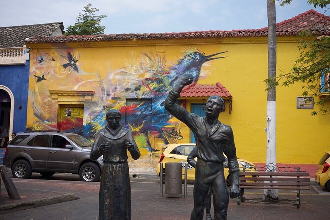 Getsemani Private Walking Tour - Plaza de La Trinidad and the Holy Trinity Church