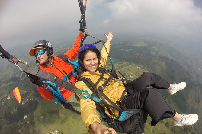 Go Paragliding in Medellín with private transporter service - Who Should Book This Paragliding Day in Medellín