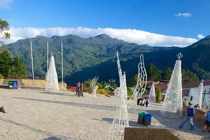 Gold Museum and Monserrate Private Half-Day Tour - Stop 4, Bogotá icons with time to actually look