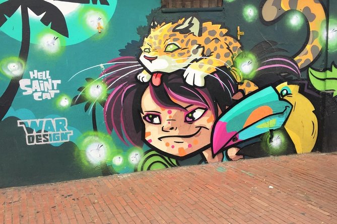 Graffiti Bogotá Private Walking Tour Express(3 Hrs.) - Downtown Stops: Alternative Stores, Vintage Finds, and Hip Bars