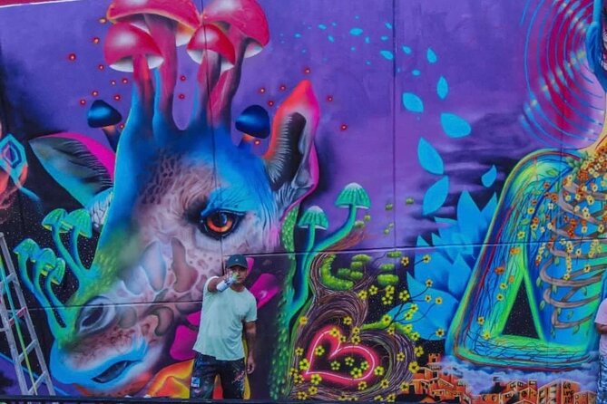 Graffiti Tour | Commune 13 guided by locals - Why this Comuna 13 graffiti walk feels real