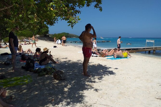 Great Tours Rosario Island, Blue Beach, Cholon And White Beach - Why the Rosario Islands day trip feels easy from Cartagena