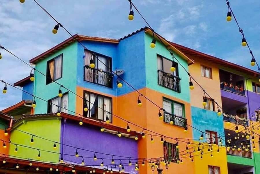 Guatape and El Peñol Rock Tour: Private or Shared - Price and value: what you are really paying for