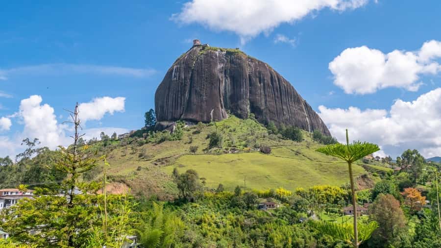 Guatape and El Peñol Rock Tour: Private or Shared - Transportation and comfort: small realities of a long day