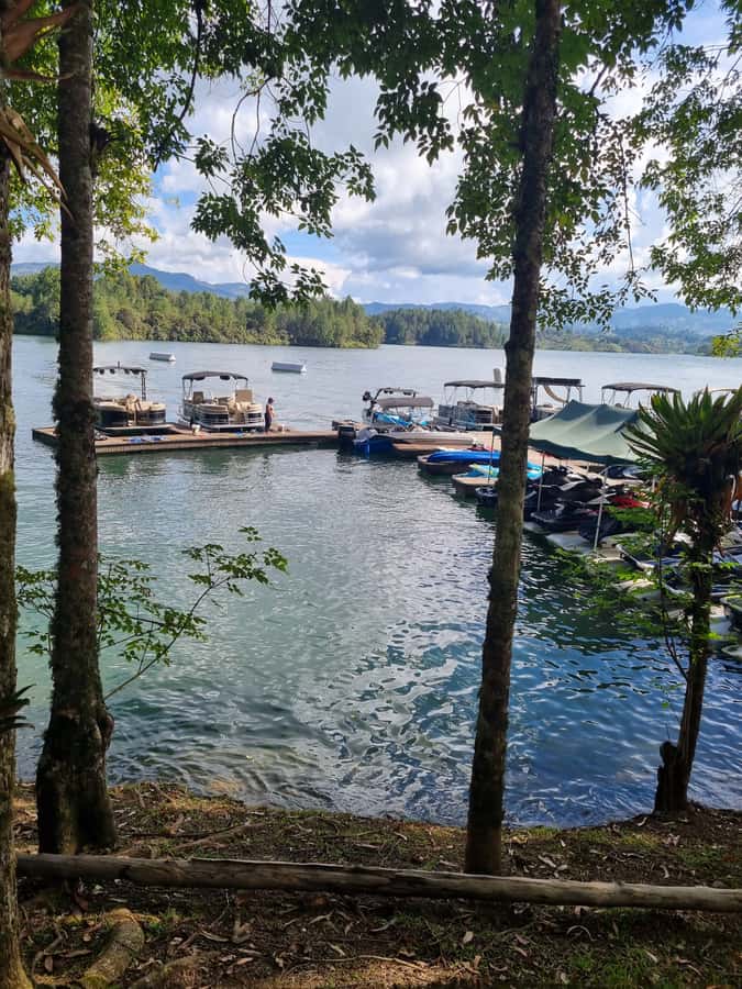 Guatapé: Day trip with Transport, Food & Boat - El Peñol and the Rock Climb: The Big View, the Real Stairs