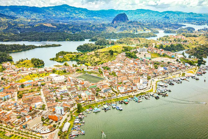 Guatapé Lakeside Adventures - Piedra del Peñol: 700 steps, batholith story, and dam views