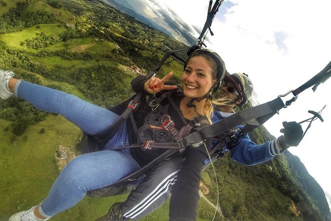 Guatape & Paragliding & El Peñol Rock & Quaint Town From Medellin - A smooth start from Medellín that respects your time