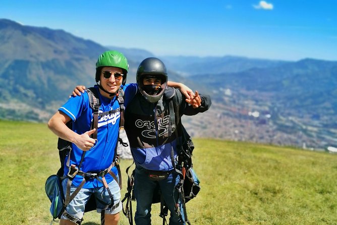 Guatape & Paragliding & El Peñol Rock & Quaint Town From Medellin - Paragliding over Antioquia: about 15 minutes of mountain views