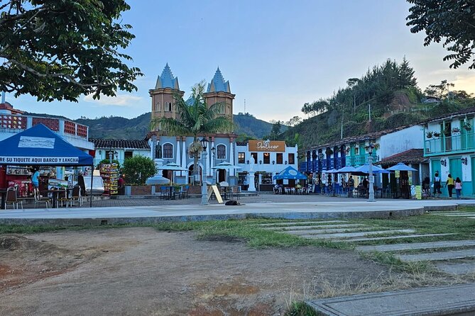 Guatapé Tour and Dam Boat Tour from Medellín - Key points to know before you go