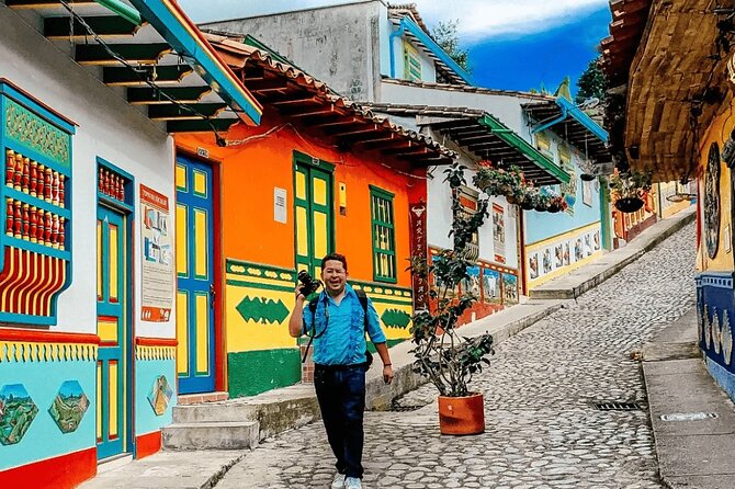 Guatape Tour from Medellin (Shared and Private Tour) - Meals and Comfort on an 11-Hour Schedule