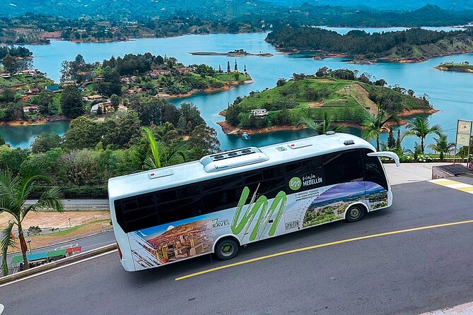 Guatapé Tour: Piedra del Peñol with Boat Tour, Breakfast, Lunch - Traditional Breakfast Fuels the Climb