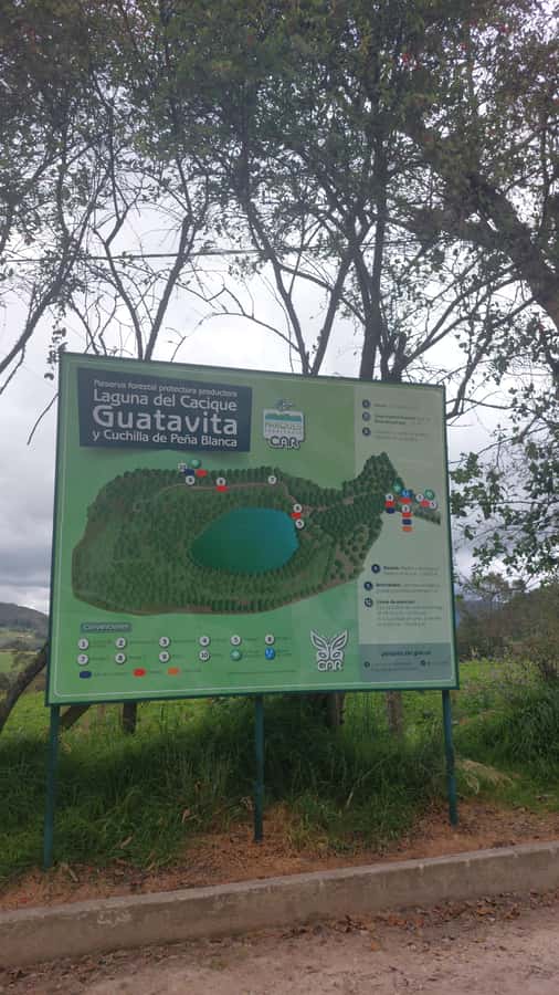 Guatavita Lagoon + Casa loca + Pueblo+ Salt Cathedral - Salt Cathedral of Zipaquirá: the guided salt tunnels