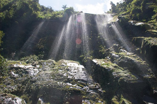 Hike to Colombia's Tallest Waterfall: La Chorrera & El Chiflón - Weather check: how rain and fog can change the look of the waterfalls