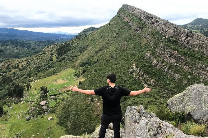 Hike to the Rocky mountains of Sutatausa Private Day Tour - Getting From Bogotá to Sutatausa: How This Day Runs