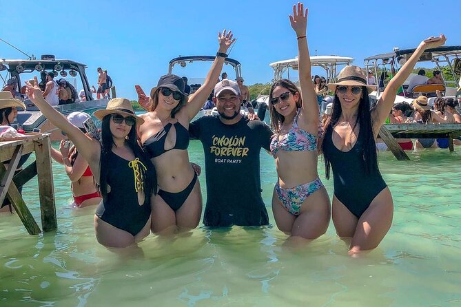 Holiday on the Island of Cholón - Key Highlights That Make This Trip Worth Your Time