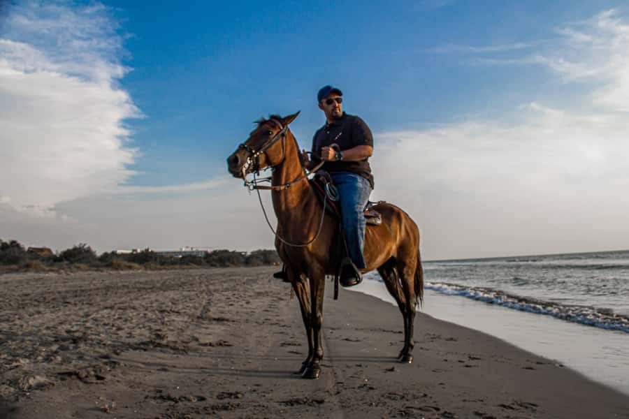 HORSE TOUR IN CARTAGENA BEACH - The 1-hour beach ride: walking, trotting, and galop options