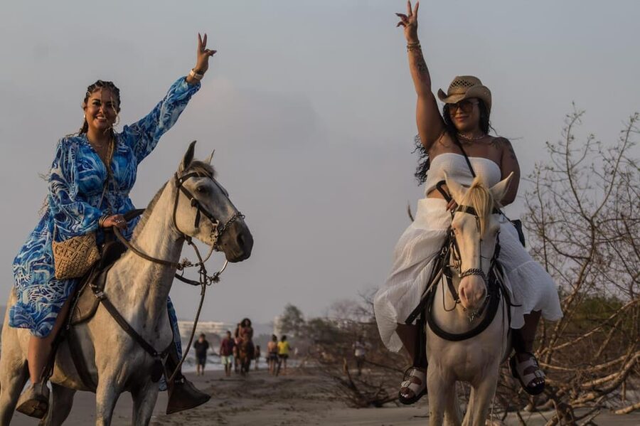 HORSE TOUR IN CARTAGENA BEACH - Price and value: what you really get for $43