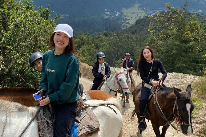 Horseback riding in the Eastern Hill - Riding to La Calera: how the Eastern Hills start your morning