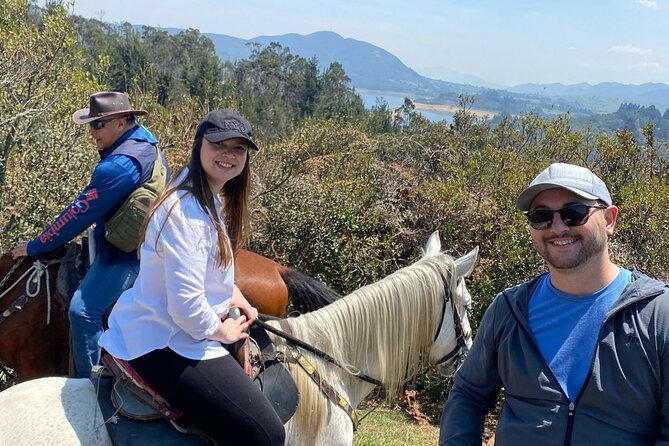 Horseback riding in the Eastern Hill - Stop 3 back at the restaurant: canelazo, beer or soda, and a calm landing