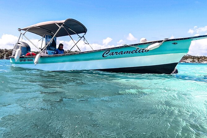 Johnny Kay and Aquarium Natural Full Day semi-private boat - San Andrés main bay cruise: dock views and island stories on the way back