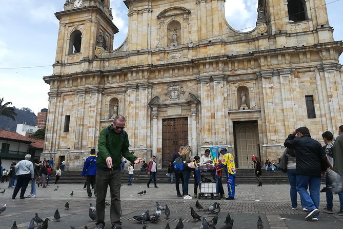 La Candelaria, Mount Monserrate and Museo del Oro in One Day in Bogota - Plaza de Bolívar and the Banco de la República museums