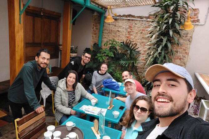 La Candelaria Walking Tour Bogota 3Hr - Plaza del Chorro del Quevedo: Muiscas, Quesada, and why this spot matters