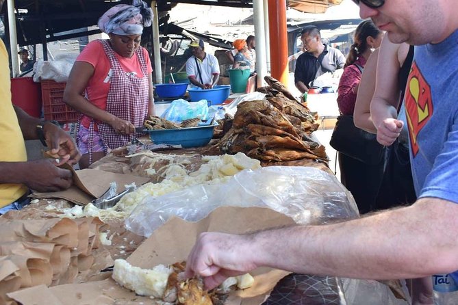 Local immersion in the Bazurto Market - Who this tour is best for, and who should skip it