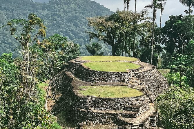 Lost City - Ciudad Perdida Colombia - Guides and translation: the history lands because you can understand it