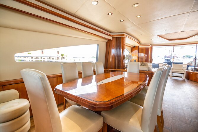 Marlet Sunseeker 82' yacht rental, the largest in Cartagena - Getting real value from the crew, not just the yacht