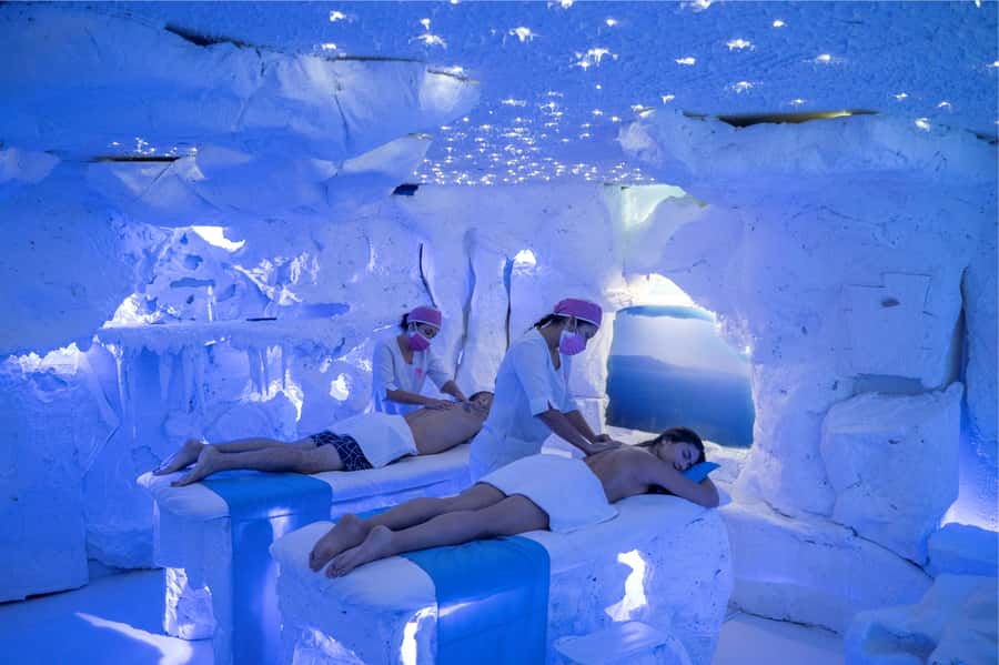 MedelIín: Full Body Massage and Water Therapy Experience - What to bring, what to wear, and how to avoid small annoyances