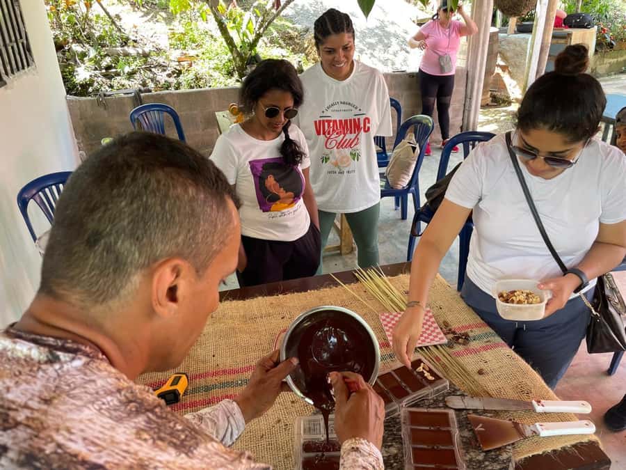 Medellín: Chocolate Tour & Exfoliation in beautiful river - Price and what you get for $170 per person