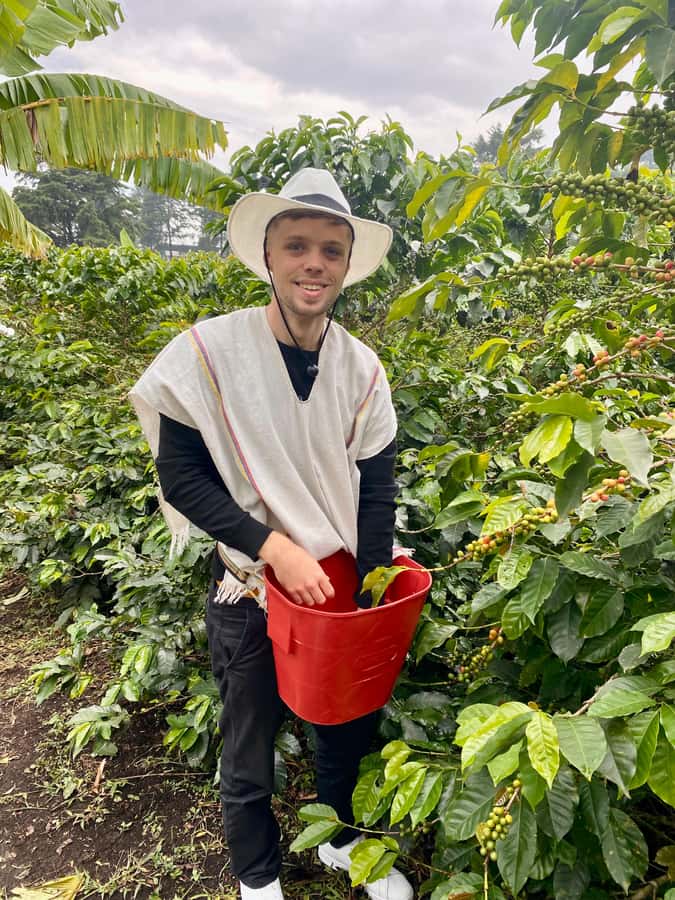 Medellín Coffee Farm Tour with Trolley and Cable Car Ride - Trolley and cable car ride: the Medellín view you earn