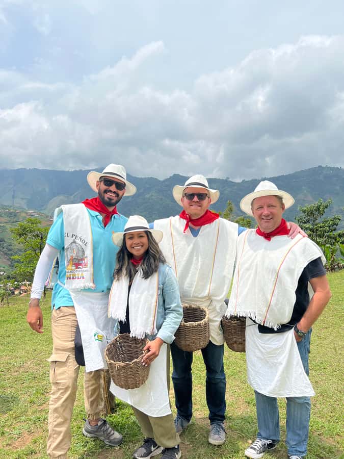 Medellín: Coffee Tour Experience at a Coffee Farm - Meeting the coffee master: Andean coffee, explained in plain language