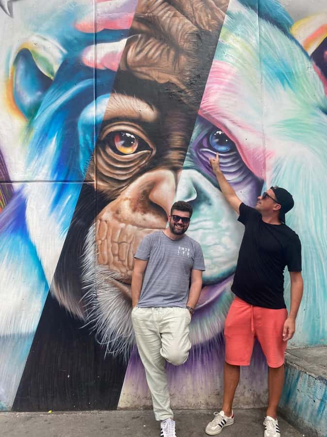 Medellín: Comuna 13 District Tour with Cable Car Ride - Price and value: what $27 gets you in practice