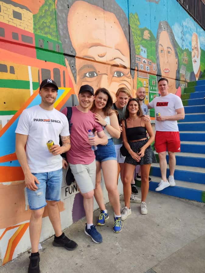 Medellín: Comuna 13 District Tour with Cable Car Ride - What you will walk and what to watch for
