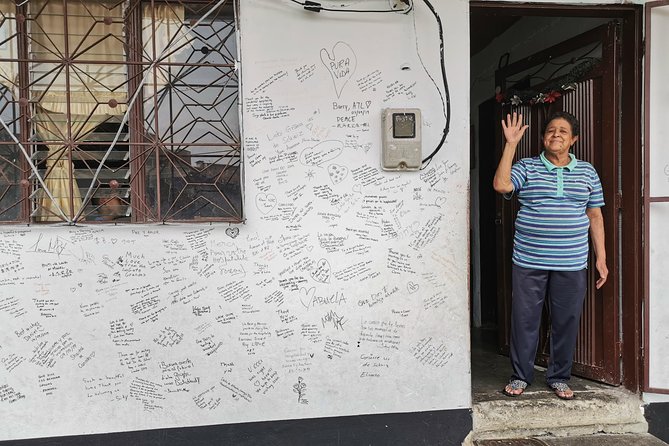 Medellín: Comuna 13 Graffitour With Snacks Included - Price and value: why $12 feels fair here