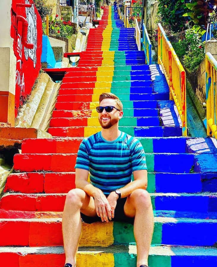Medellín: Comuna 13 True Story and Street Food Tour - Price, value, and whether you should book this Comuna 13 tour