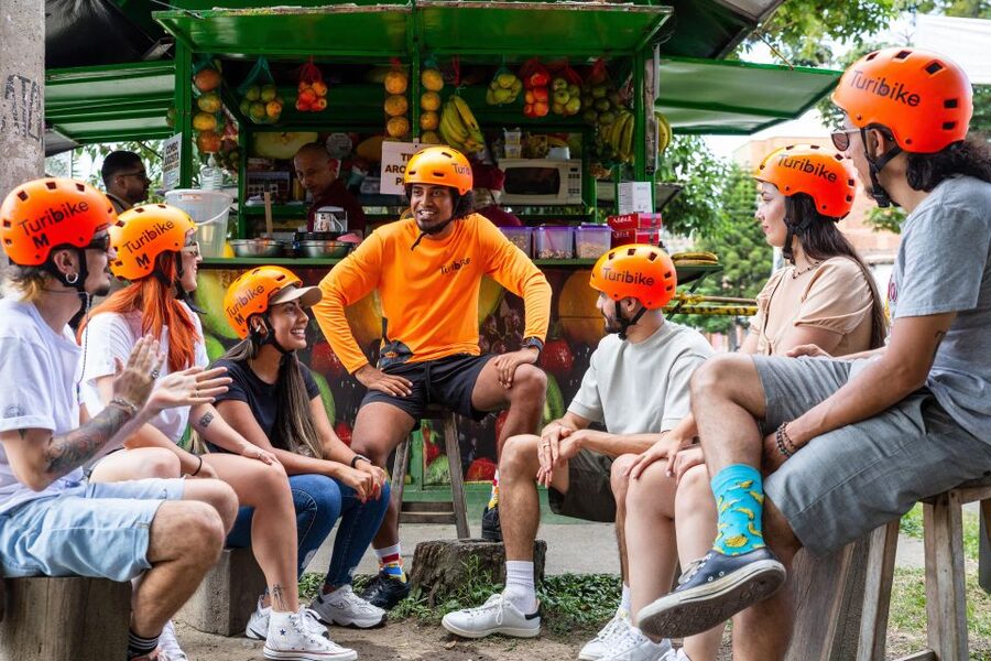 Medellín: E-bike and Foodie Tour - Parque Belén and the Plaza Mood: Buñuelo Smells, Old Stories, New Streets