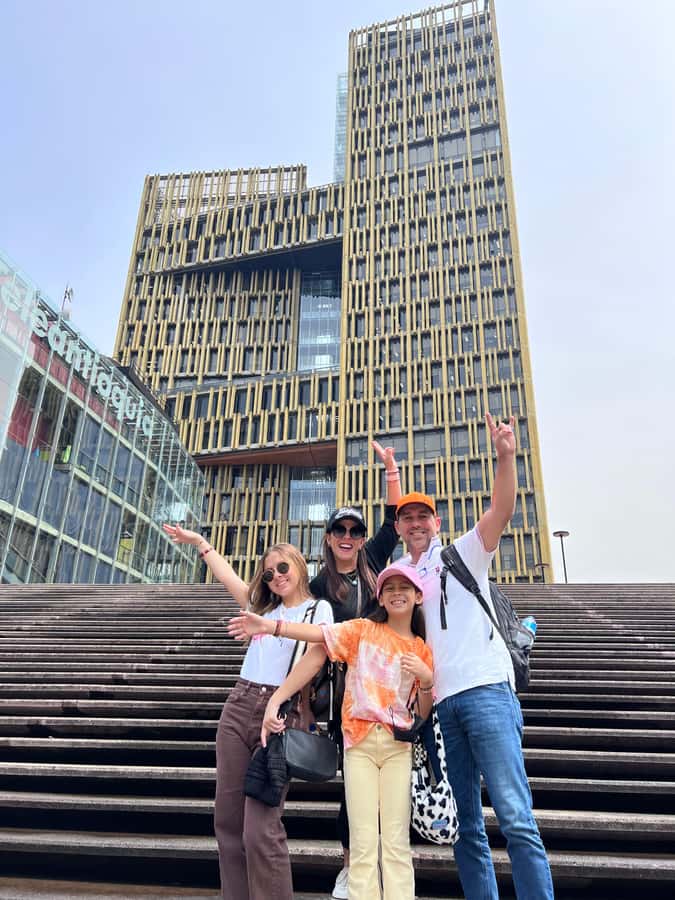 Medellin: Full Day Guided City Highlights Tour - Traditional Paisa lunch, then cremas to cool down