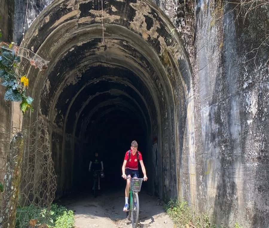 Medellín: Full-Day Mountain Bike Tour with Lunch - How Hard Is It, Really? Mostly Downhill, But Not Zero-Effort