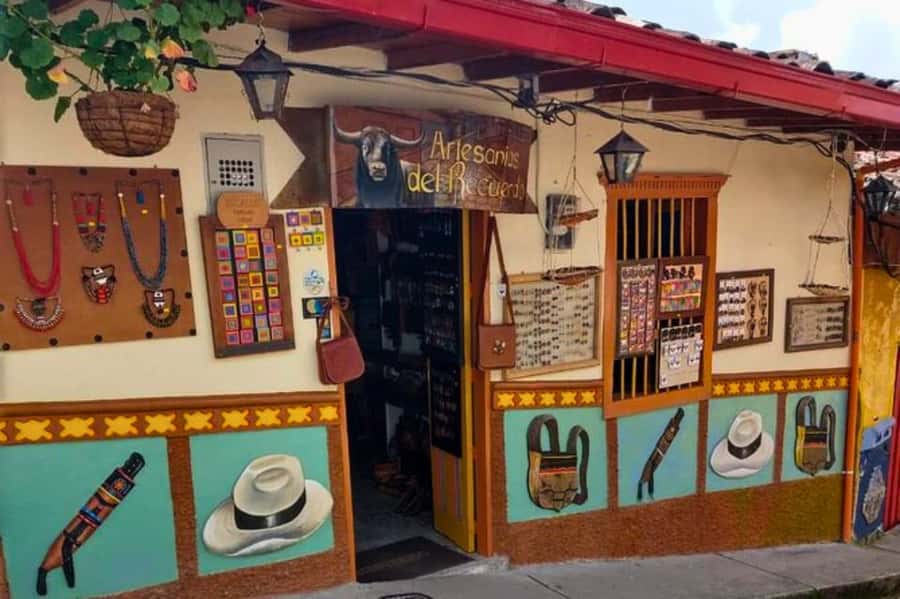 Medellin: Guatape and El Penol Rock Day Trip with Boat Ride - Alto del Chocho and Casa al Revés: Fun, Different, and Not Always for Everyone