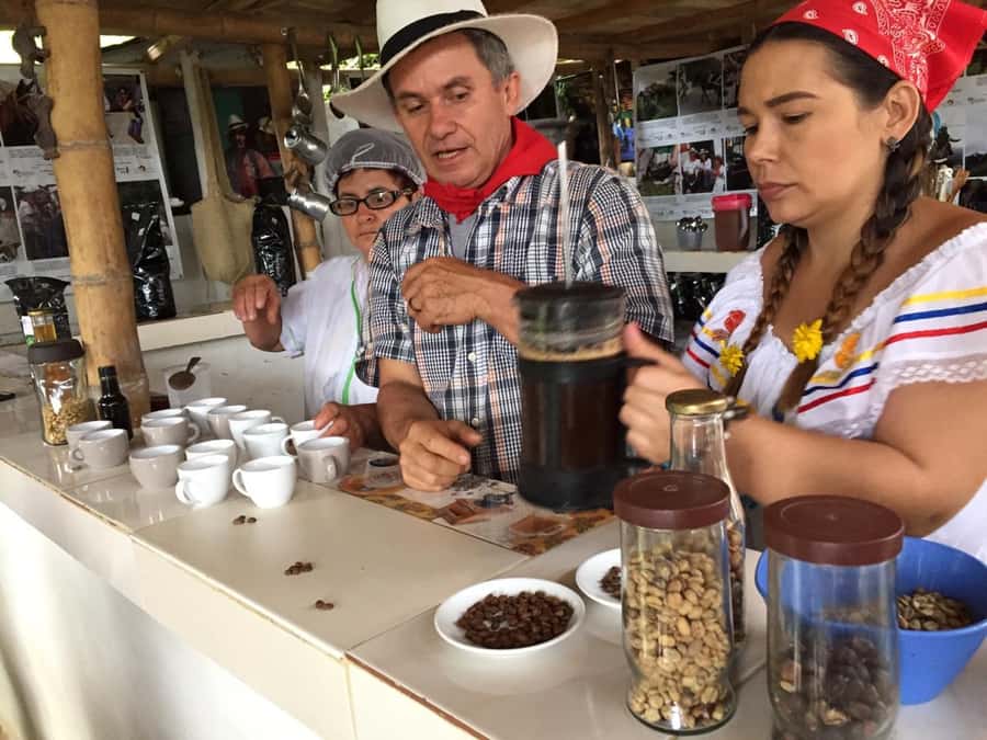 Medellín: Guatape Village with Coffee and Fruit Tasting Tour - Key highlights to look forward to