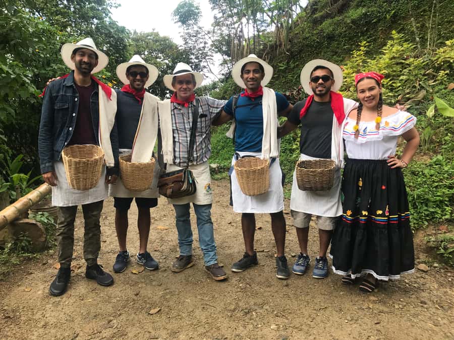 Medellín: Guatape Village with Coffee and Fruit Tasting Tour - Peñol Rock climb, 649 steps, and the view that makes it worth it