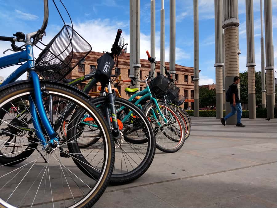 Medellín: Guided City Bike Tour - Your Route: Laureles, Conquistadores, Belén, and Stadium Area