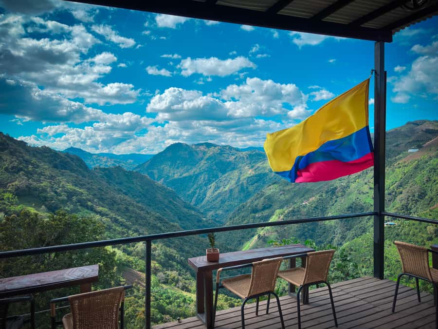 Medellín: Highest Zipline of Colombia Over Waterfalls - Abejorral and the eco-park: where the zipline turns into a waterfall show